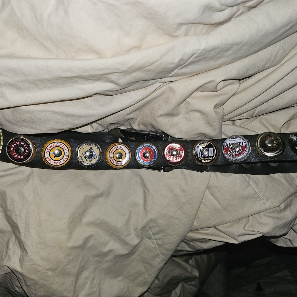 Vintage 90s Bottle Cap Belt 30in